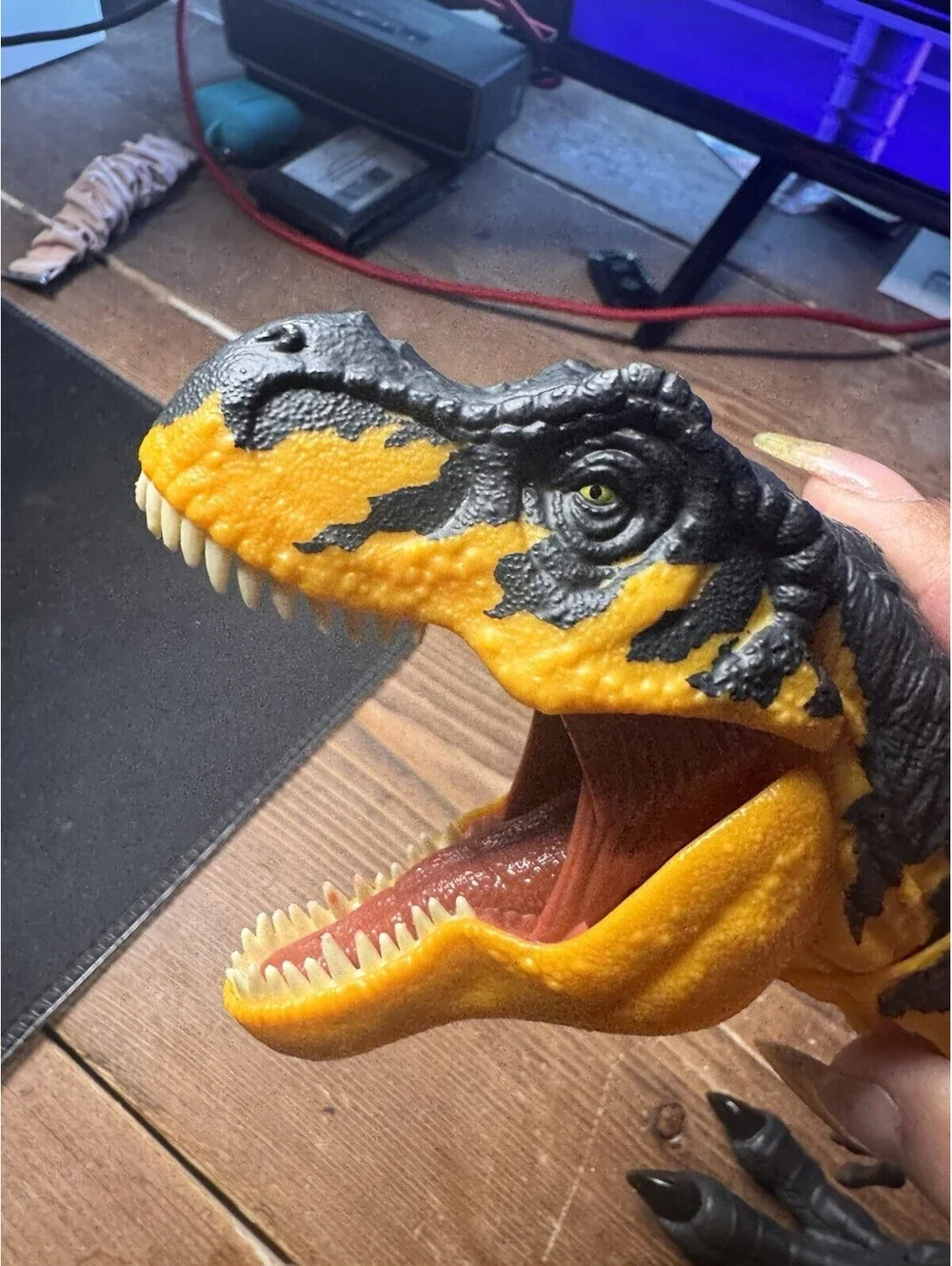Jurassic world T-Rex Off-Road Tracker Tyrannosaurus Rex Dino Working Jaw 20”
